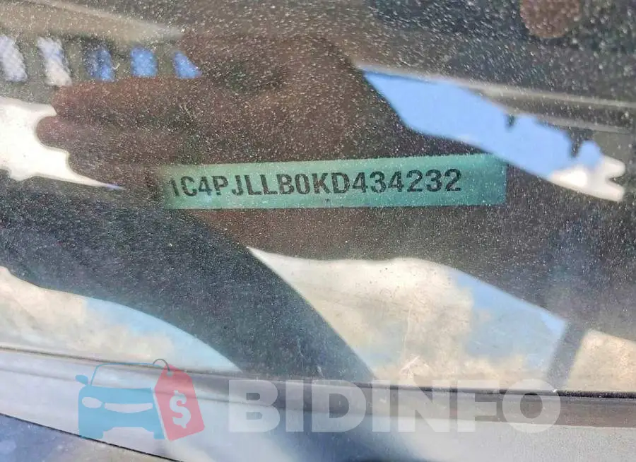 1C4PJLLB0KD434232 Photo# 13