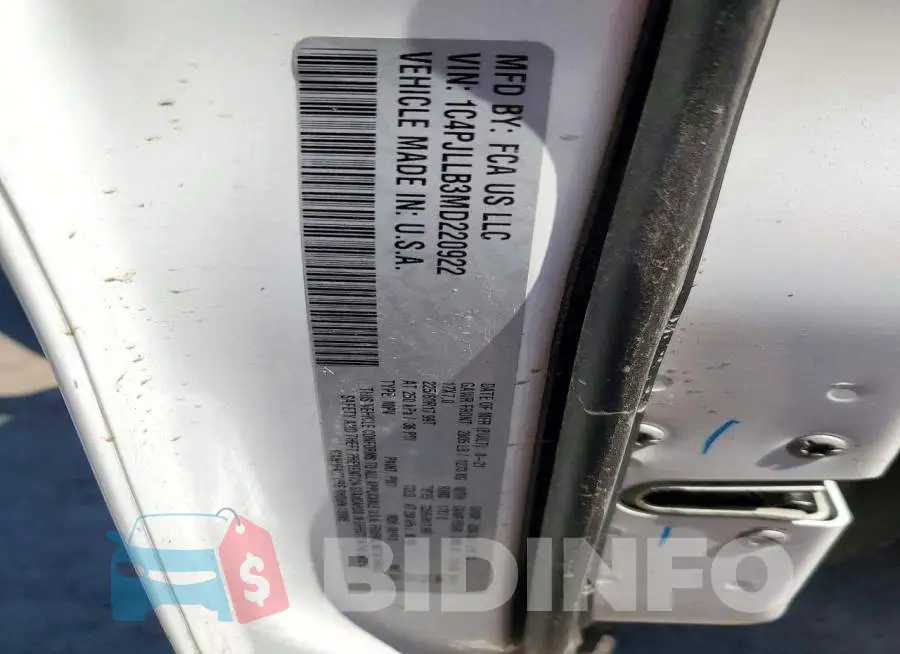 1C4PJLLB3MD220922 Photo# 12