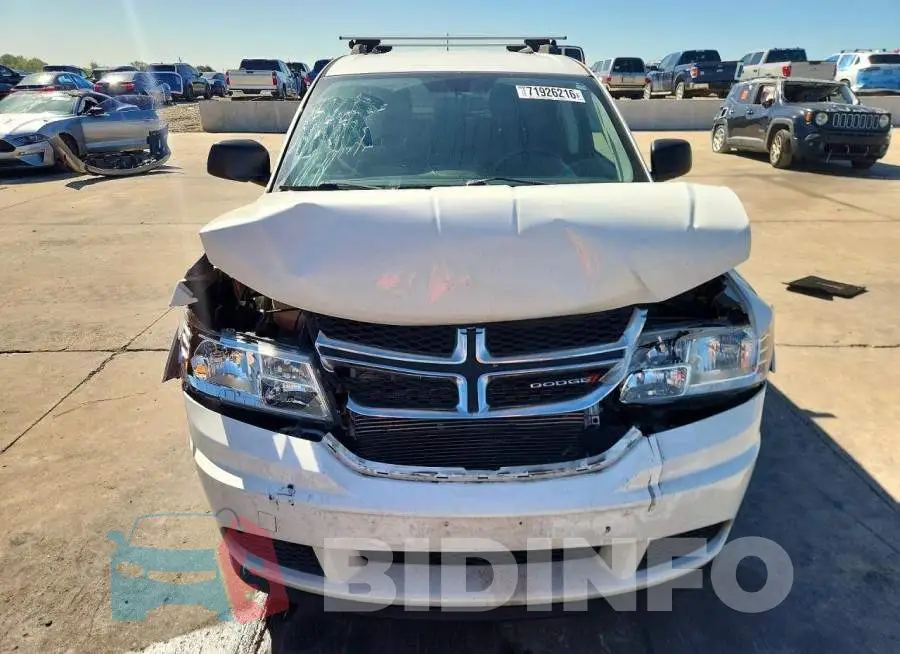 3C4PDCAB4HT696882 Photo# 5