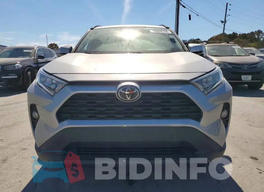 2T3C1RFV8KC011880 Photo# 5