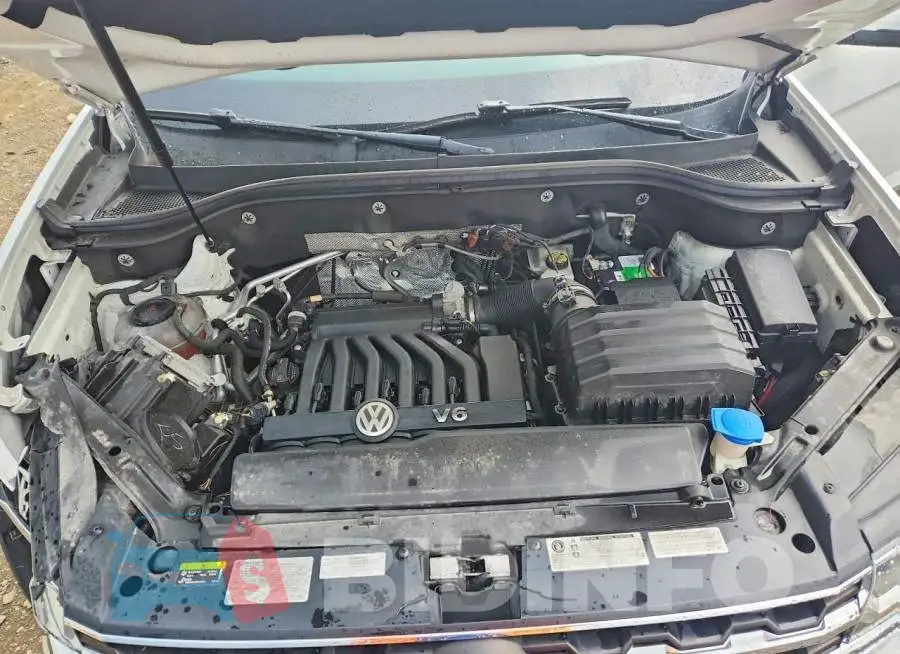 1V2MR2CA5KC616204 Photo# 12
