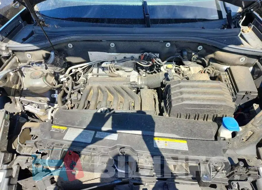 1V2MR2CA7MC560527 Photo# 12