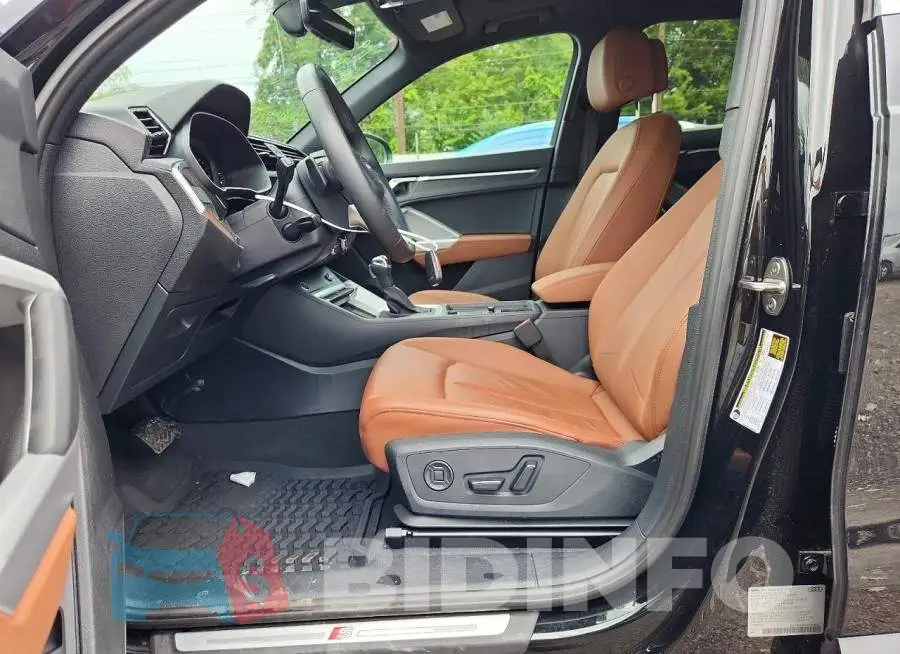 WA1DECF39S1029672 Photo# 7