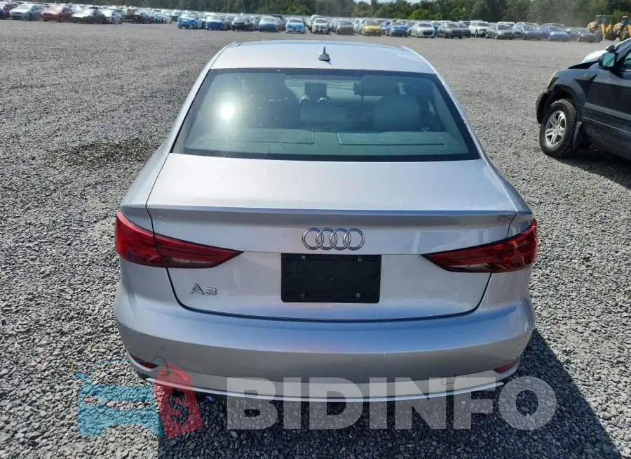WAUAUGFF1H1067447 Photo# 6