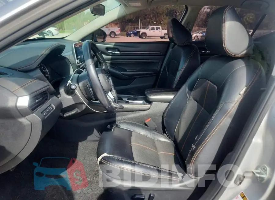 1N4BL4CV9LC221832 Photo# 7