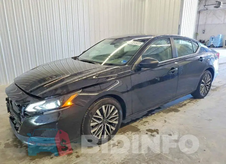 1N4BL4DV9TN319536 Photo# 1