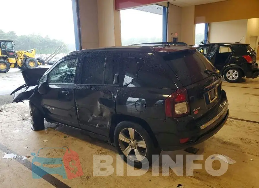 1C4NJDEB4HD177210 Photo# 2