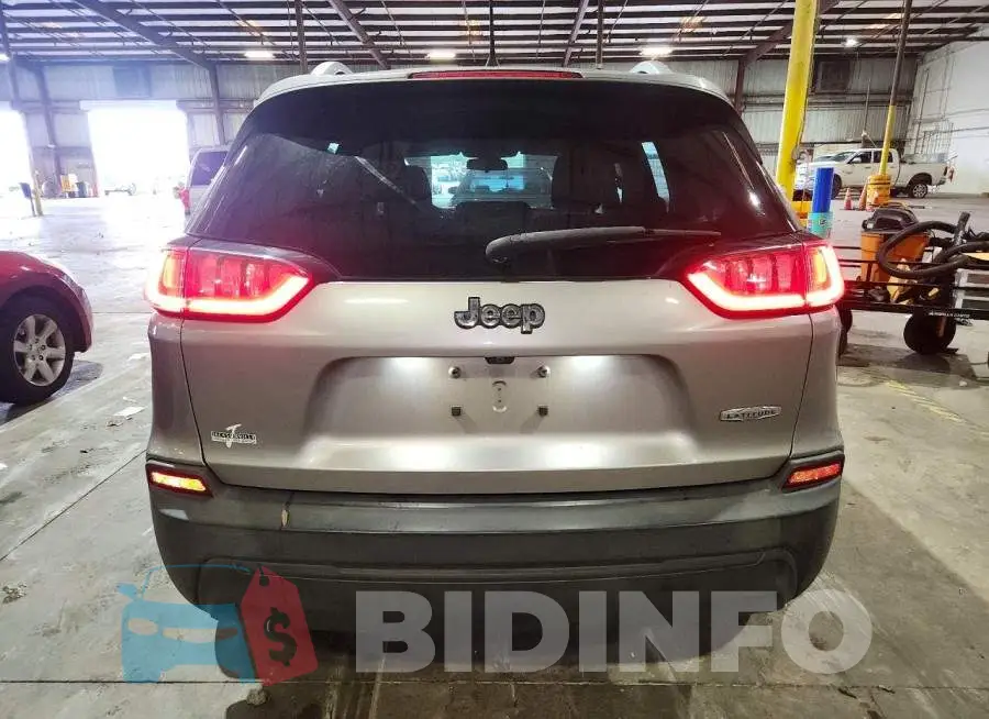 1C4PJLCB7KD187212 Photo# 6