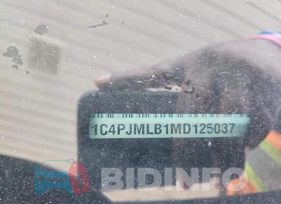 1C4PJMLB1MD125037 Photo# 13