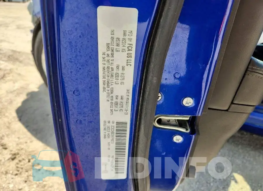 2C3CDXBG1KH748215 Photo# 12
