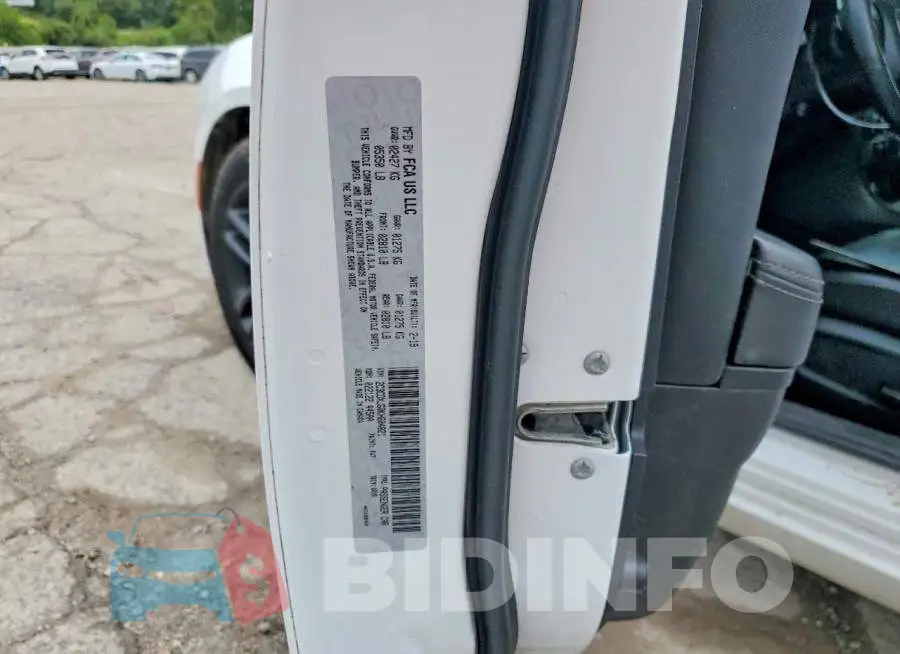 2C3CDXJG0KH604821 Photo# 12