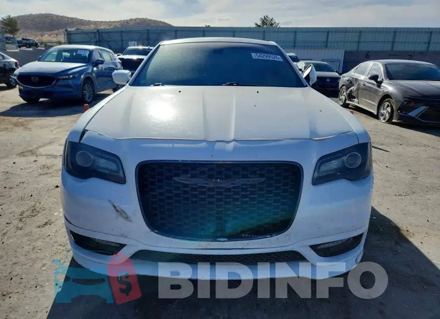2C3CCABGXJH127327 Photo# 5
