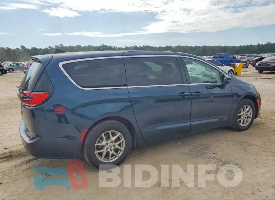 2C4RC1BG1PR632018 Photo# 3