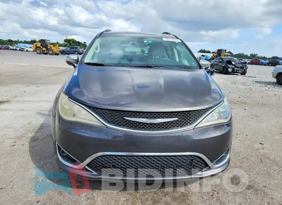 2C4RC1GG7HR531365 Photo# 5