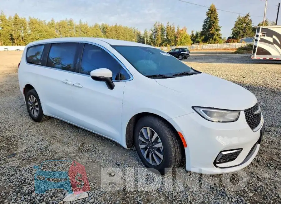 2C4RC1L73PR622525 Photo# 4