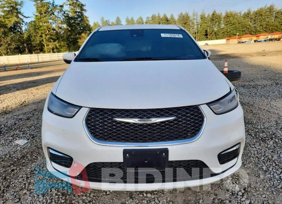2C4RC1L73PR622525 Photo# 5