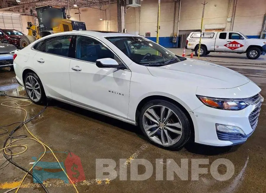 1G1ZD5ST2PF137215 Photo# 4