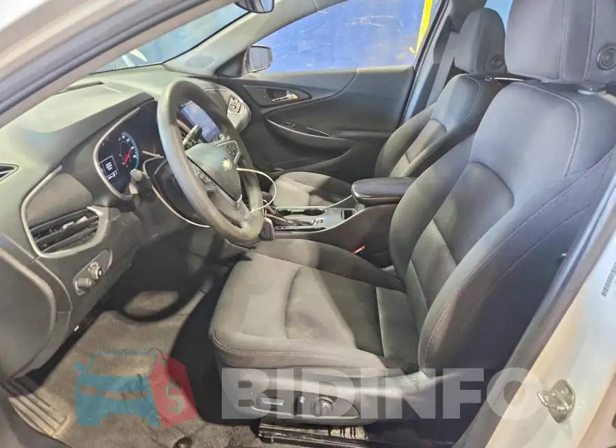 1G1ZD5ST2PF137215 Photo# 7