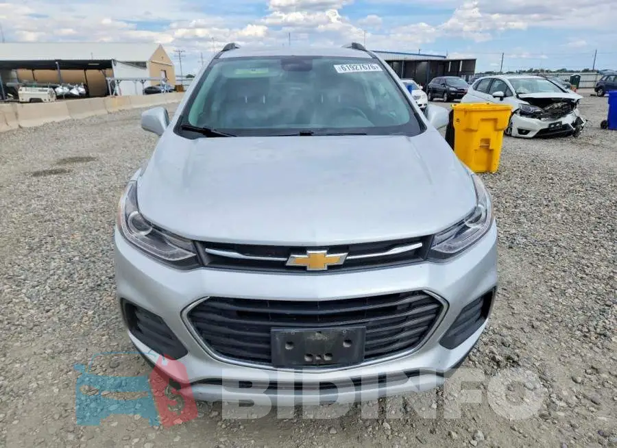 KL7CJLSB9HB163267 Photo# 5