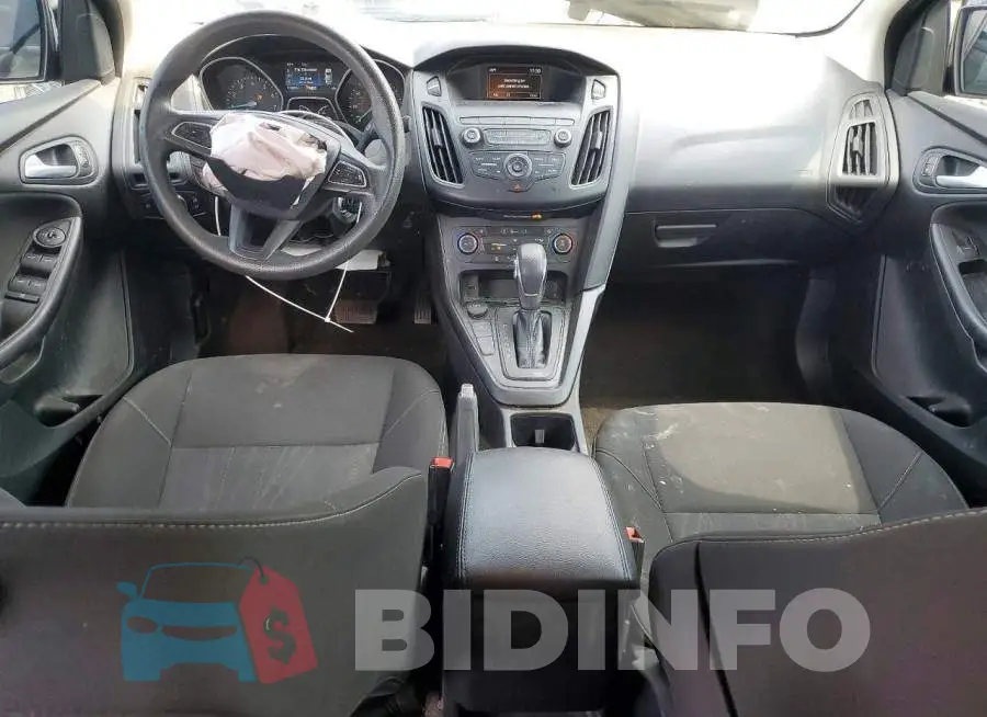 1FADP3FE2JL332903 Photo# 8