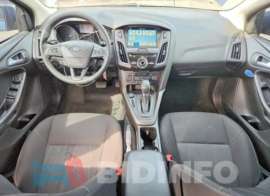 1FADP3H20JL201827 Photo# 8