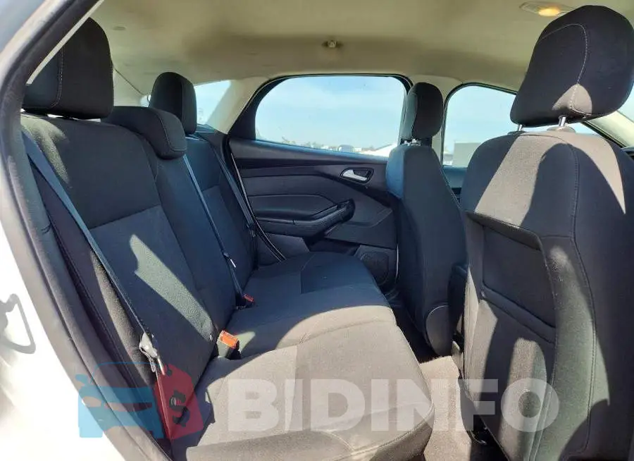 1FADP3K27JL304011 Photo# 10