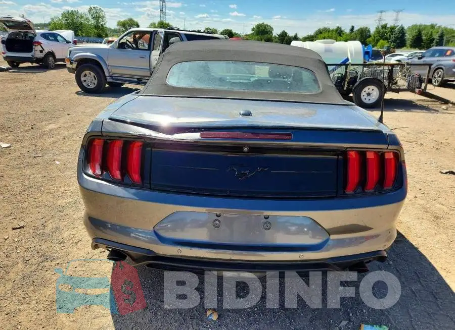 1FATP8UH4J5124385 Photo# 6