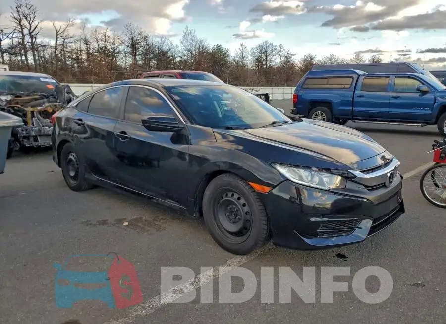 19XFC2F58JE020666 Photo# 4