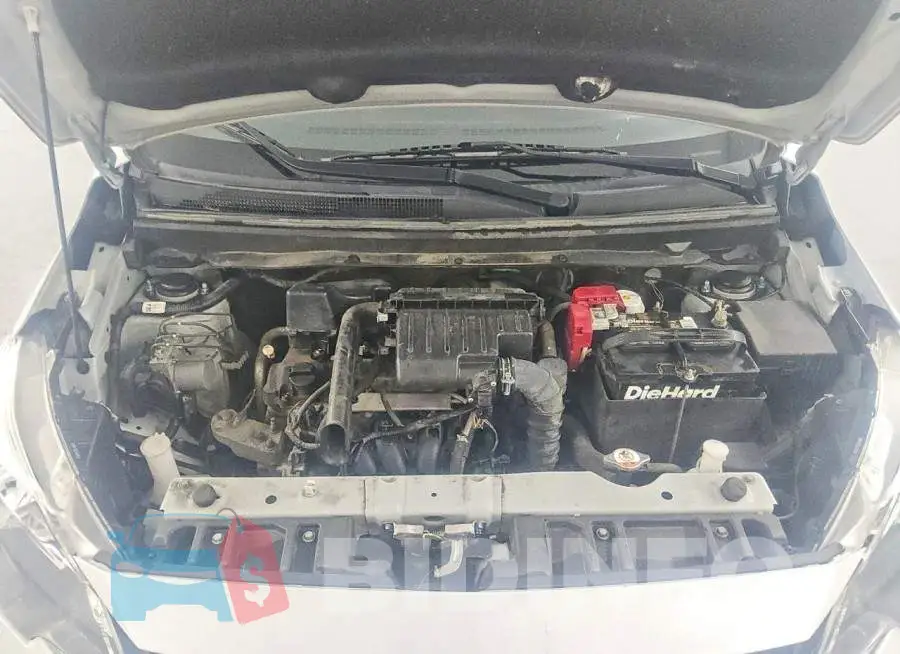 ML32AUHJ7MH003823 Photo# 11