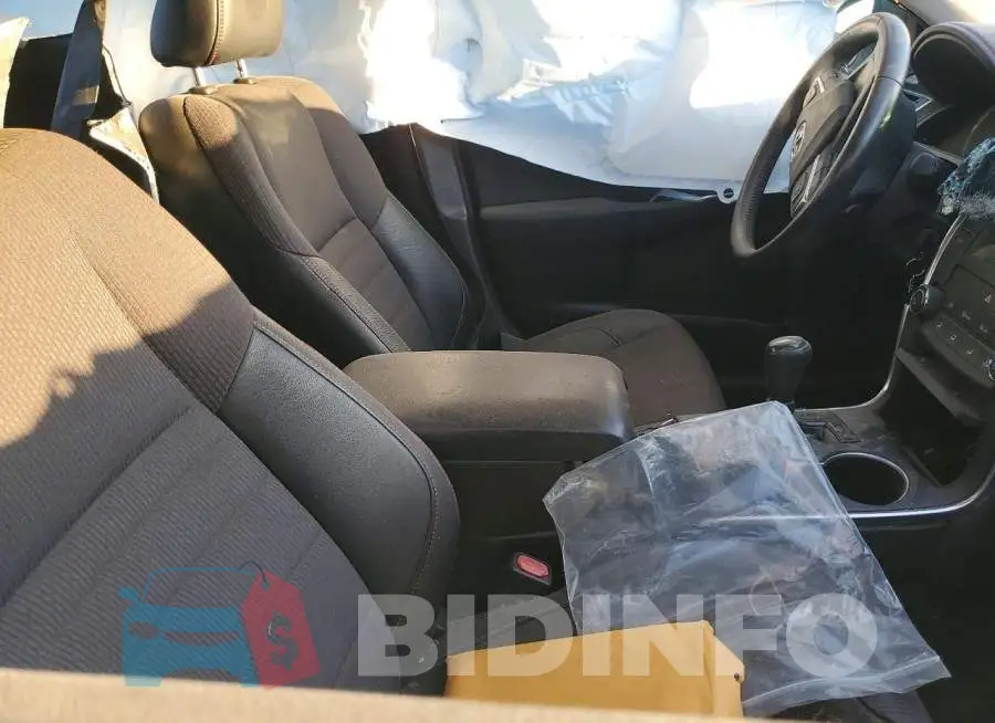 4T1BF1FK1HU302015 Photo# 7