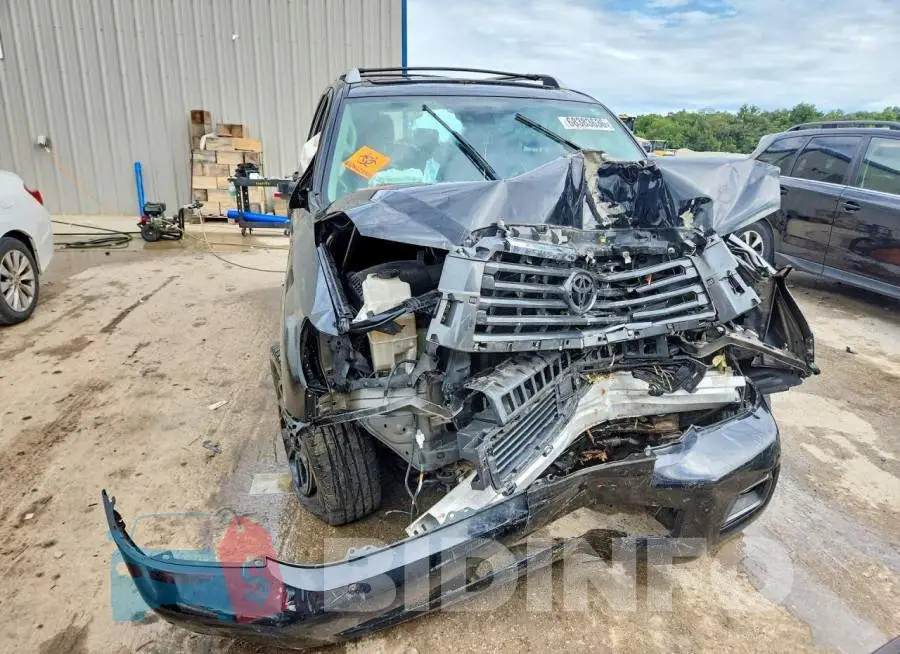 5TDBY5G15JS162640 Photo# 5