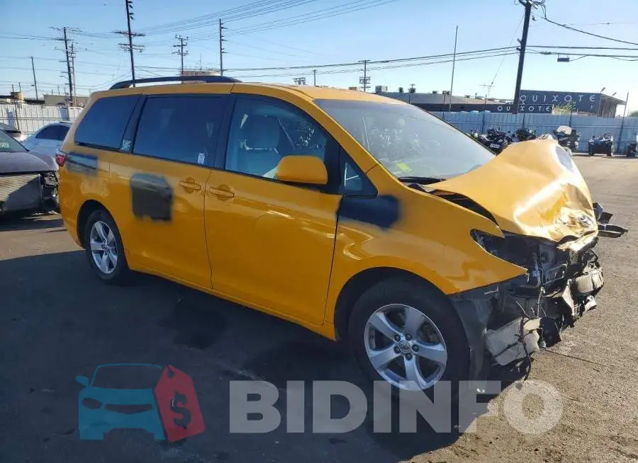 5TDKZ3DCXHS804240 Photo# 4