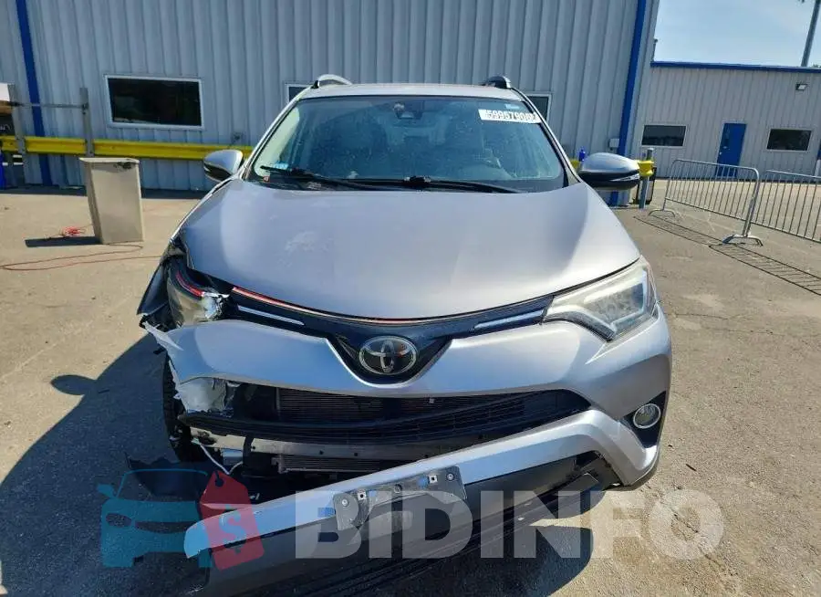 JTMDFREV2JJ201659 Photo# 5