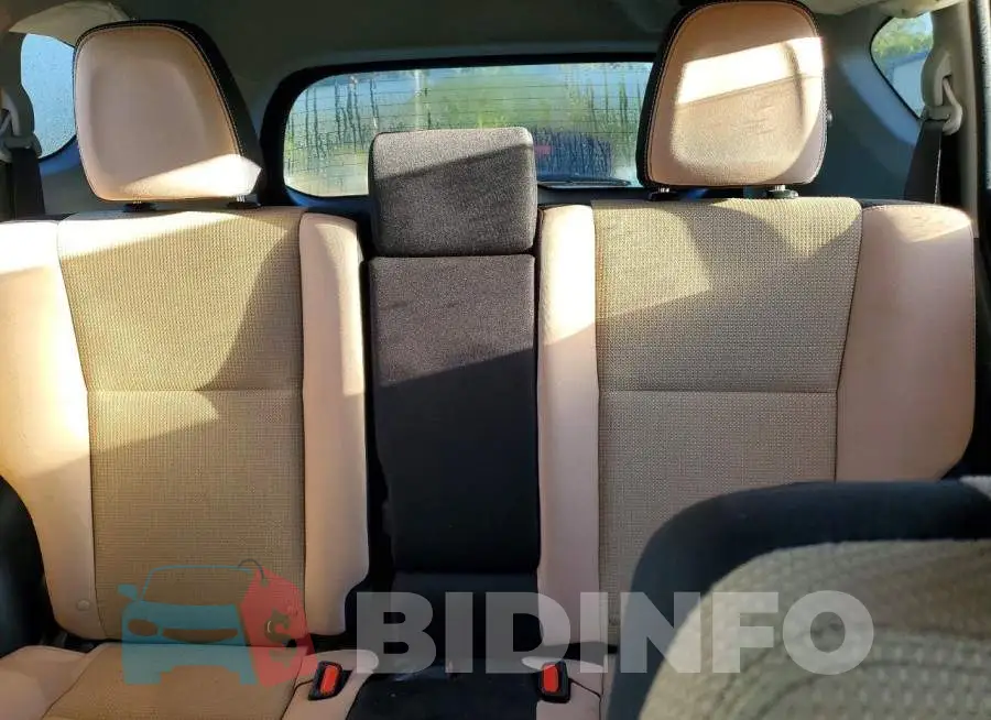 JTMRFREV8HJ119466 Photo# 10