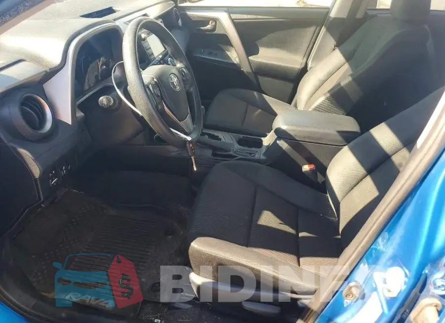 JTMZFREV8HJ712079 Photo# 7