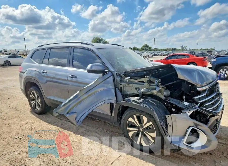 1V2DR2CA0RC610160 Photo# 4