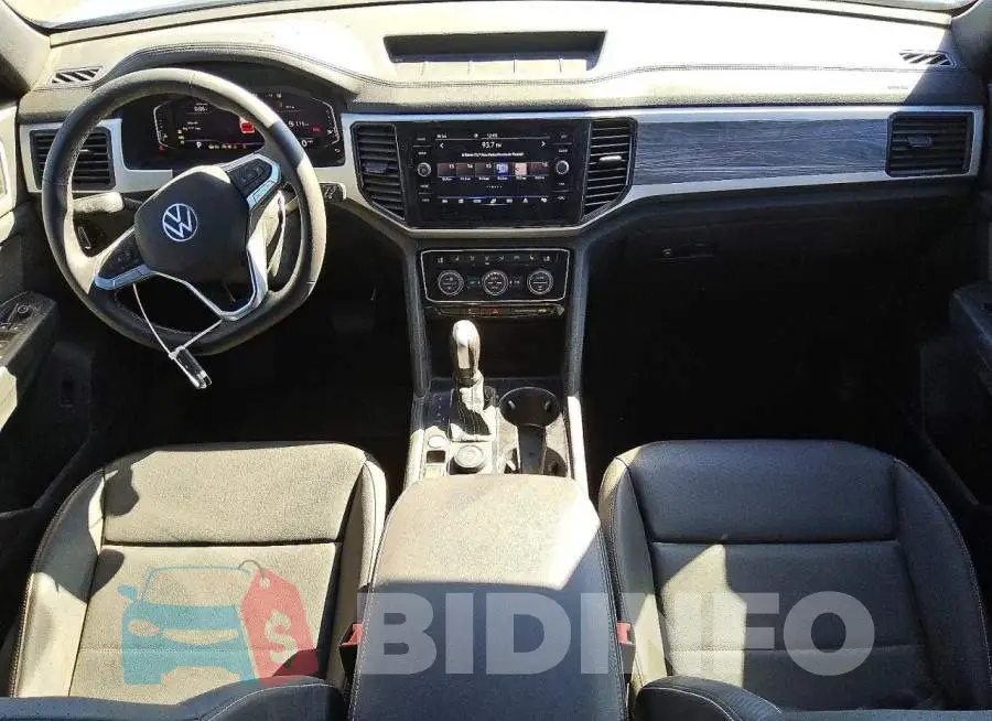 1V2HE2CA3PC212001 Photo# 8