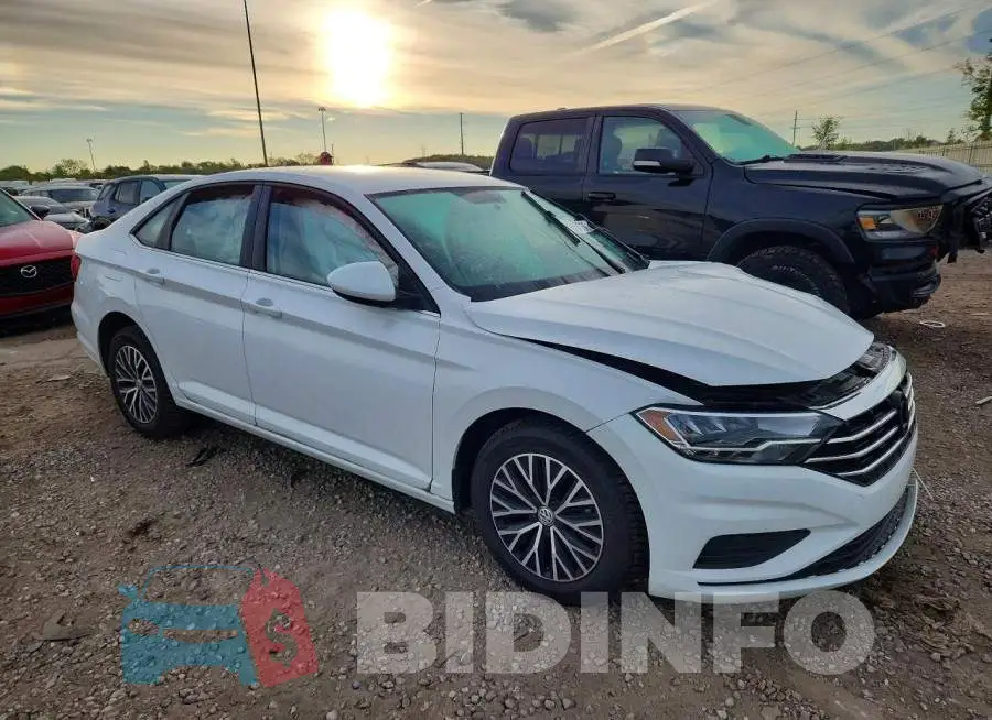 3VWC57BU7MM083496 Photo# 4