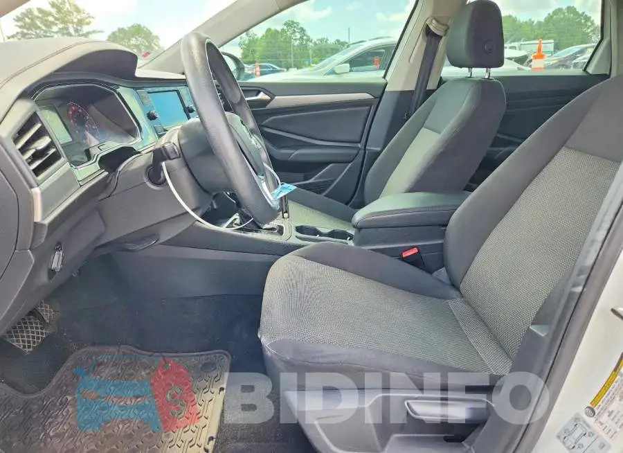 3VWCB7BU6KM238769 Photo# 7