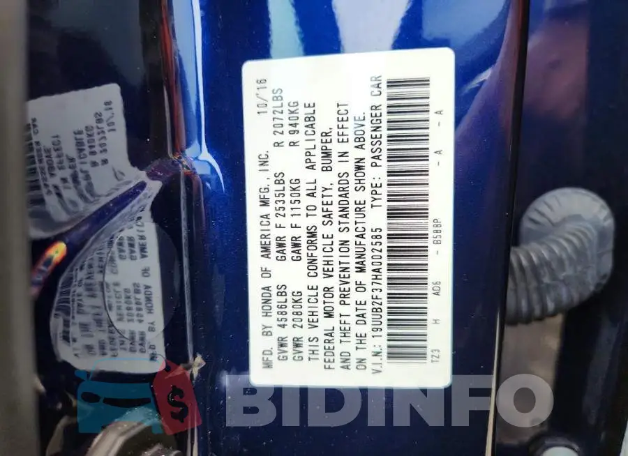 19UUB2F37HA002585 Photo# 12