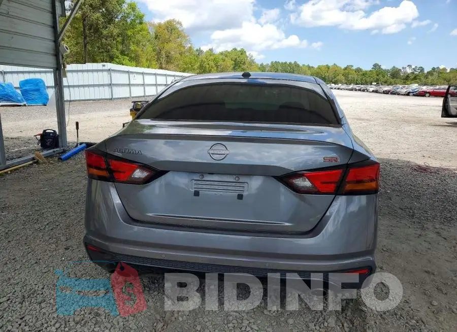 1N4BL4CV3PN345797 Photo# 6