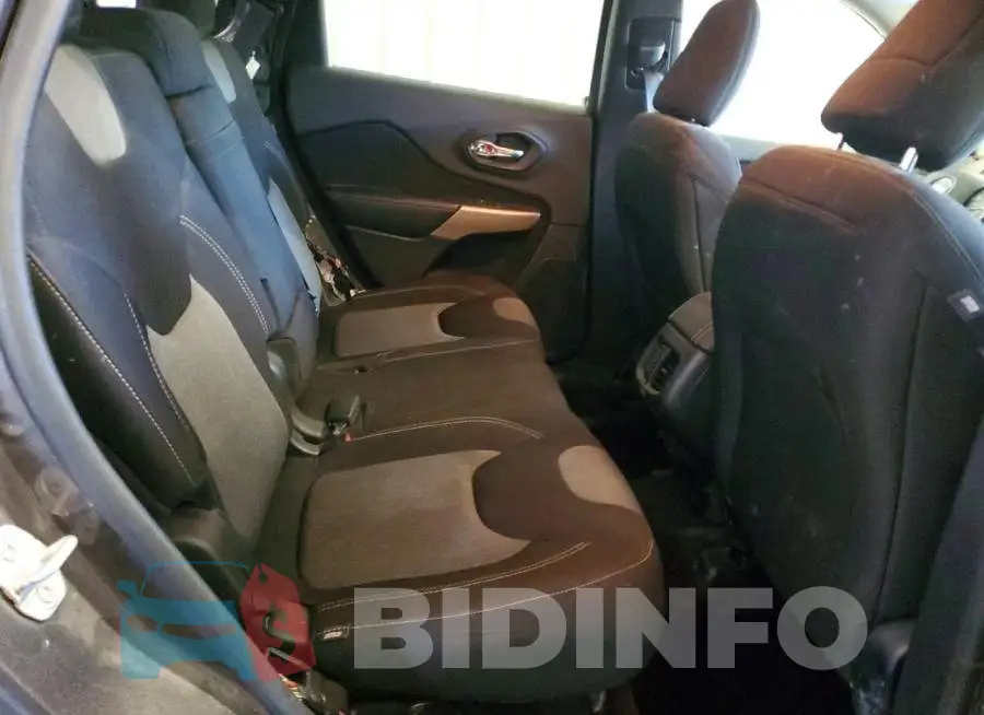 1C4PJMCB8JD586828 Photo# 11