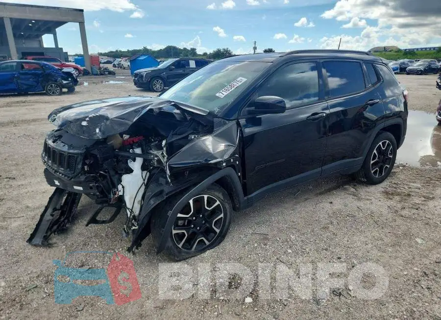 3C4NJDAB0LT174569 Photo# 1