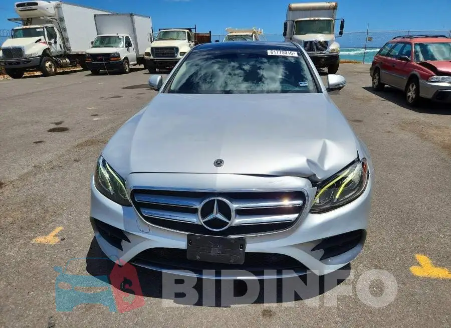 WDDZF8DBXLA717588 Photo# 5