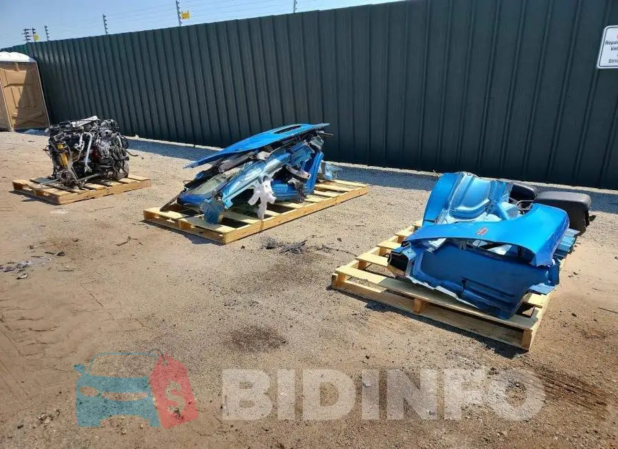 2C3CDXGJ7PH568491 Photo# 2