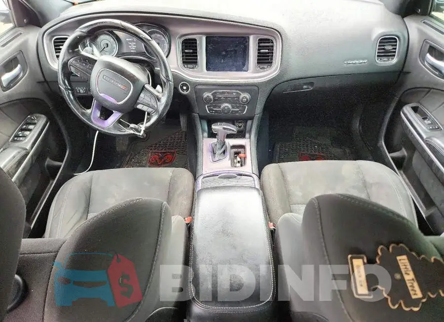 2C3CDXHG6KH562080 Photo# 8