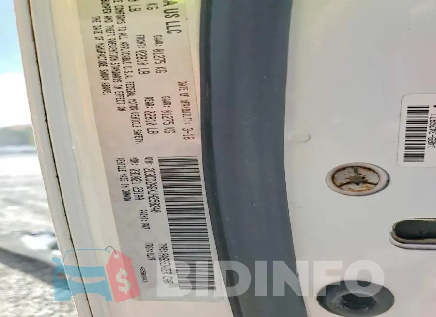 2C3CDZAGXJH258240 Photo# 12