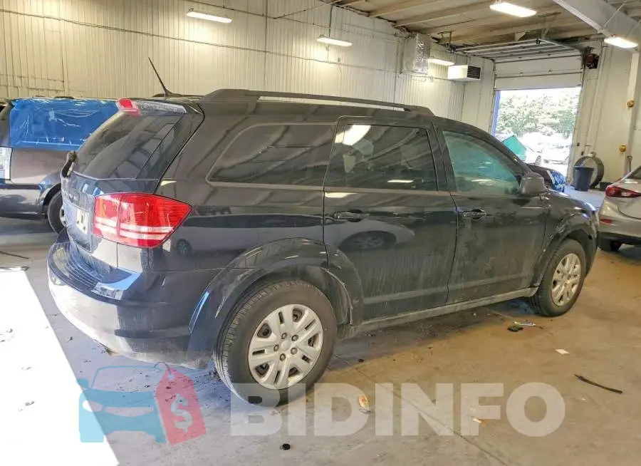 3C4PDCAB6HT557370 Photo# 3