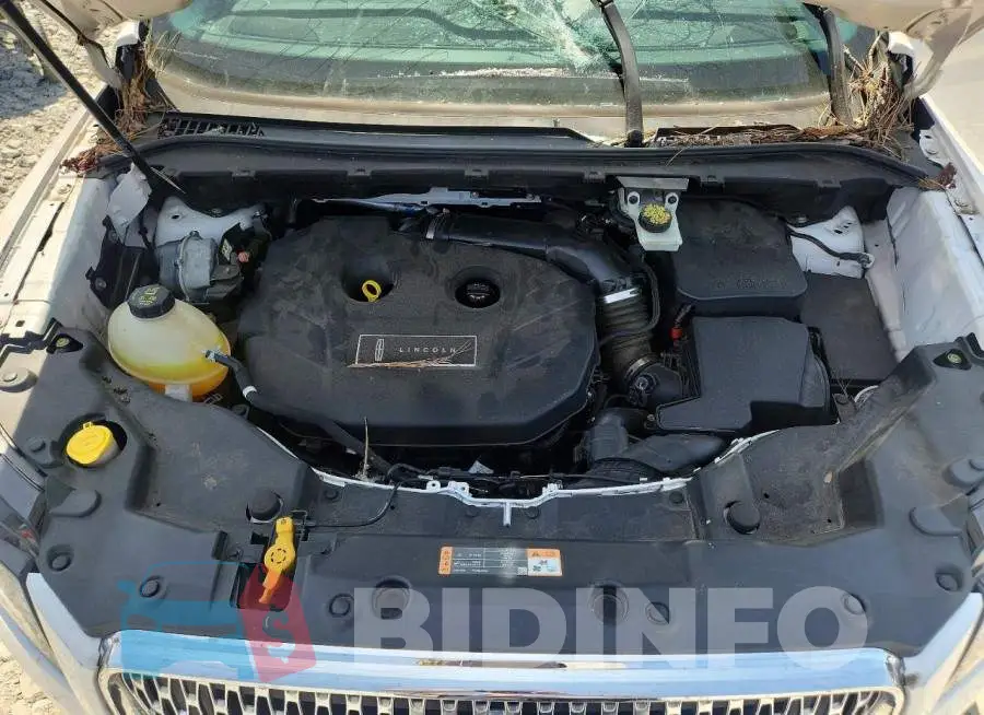 5LMCJ2C9XKUL30104 Photo# 12