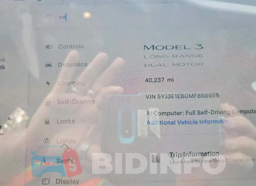 5YJ3E1EB0MF868988 Photo# 9